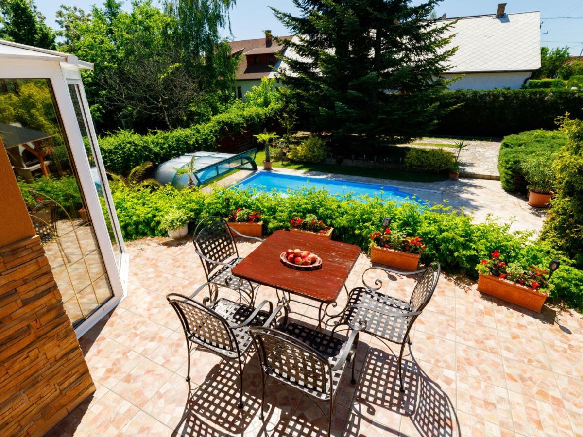 Holiday Home Szabo By Interhome Balatonlelle Luaran gambar