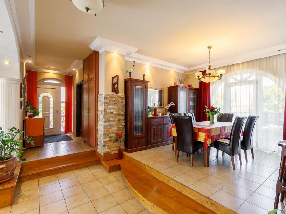 Holiday Home Szabo By Interhome Balatonlelle Luaran gambar